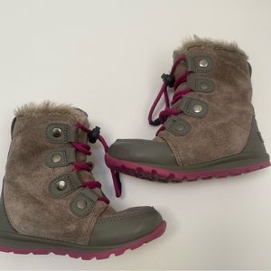 Sorel Shoes Toddler Girls Suede Waterproof Snow Boots Size 10 Color Gray/Pink